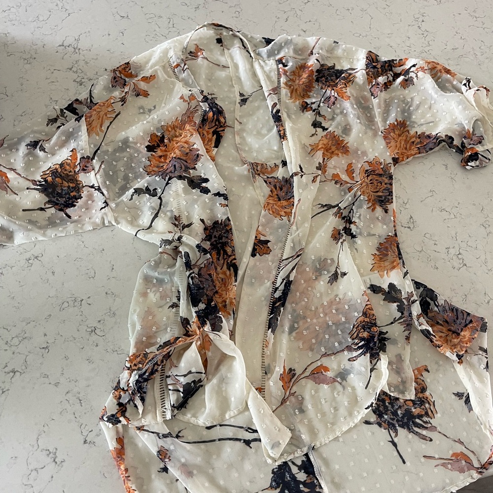 Floral Sheer Women's Kimono